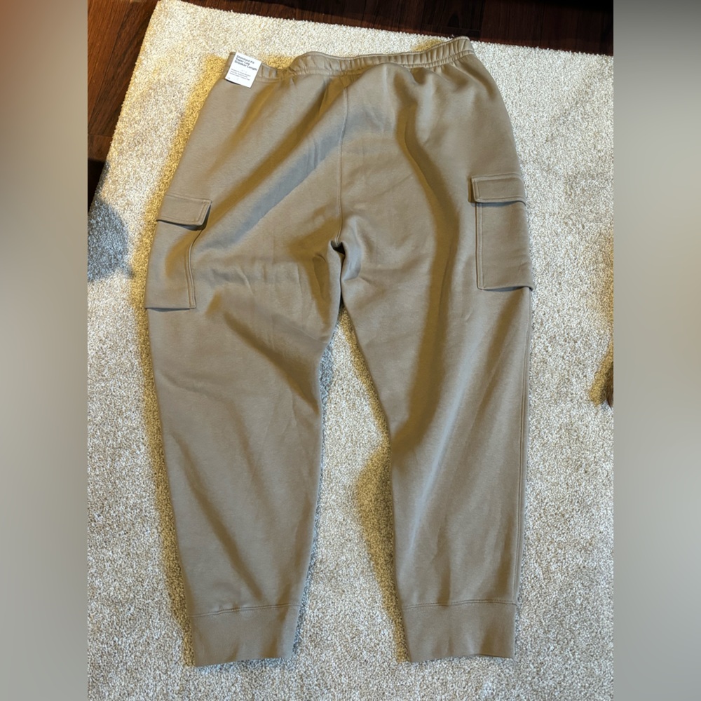Men’s Nike sweatpants size XXL
